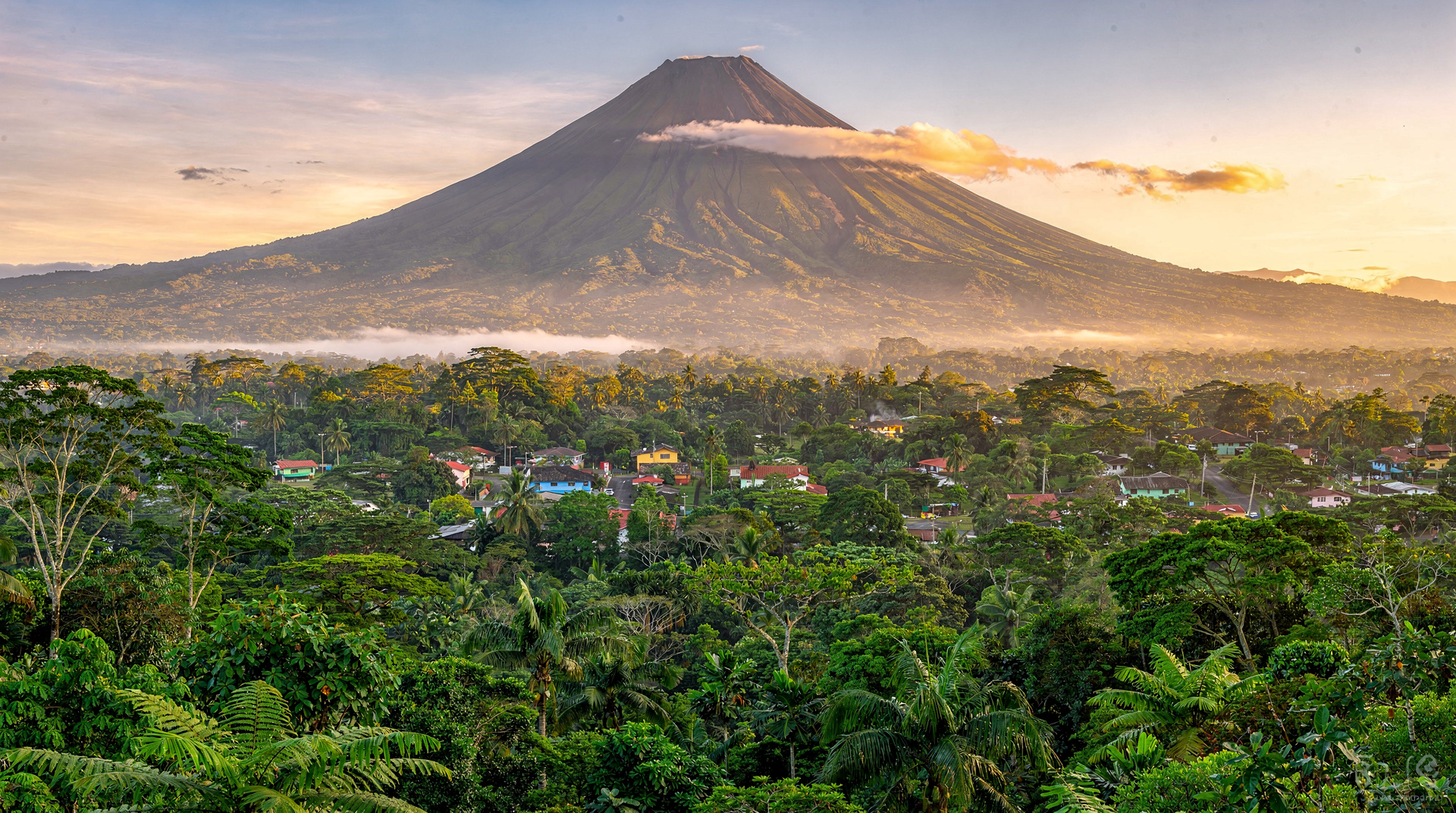 La Fortuna — the Arenal Volcano hub that earns its hype