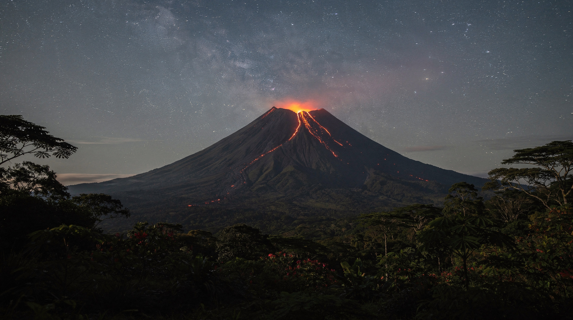 How to see Arenal Volcano: what's still possible in 2026