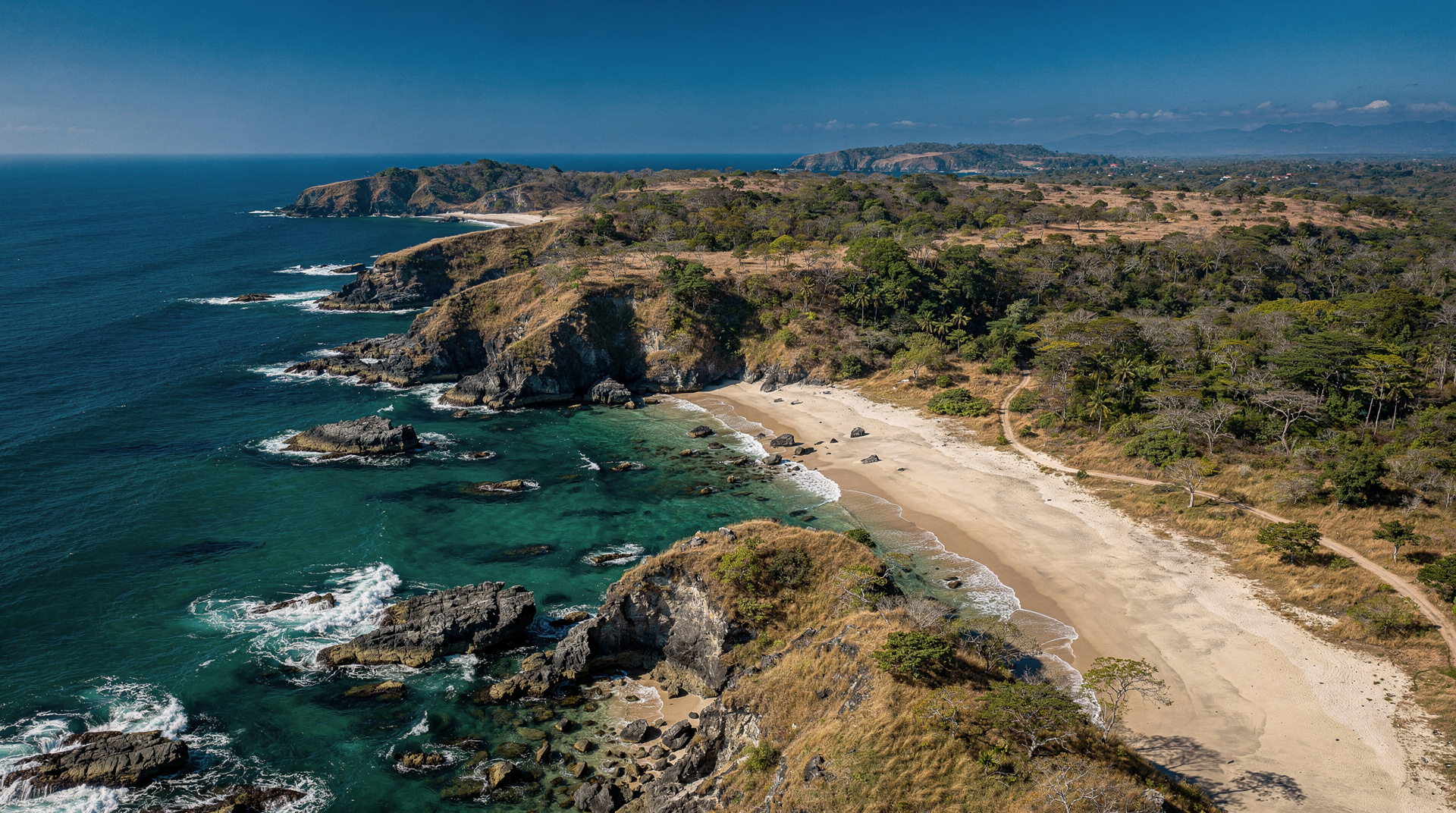 Nicoya Peninsula beaches: Nosara, Santa Teresa, and Sámara compared